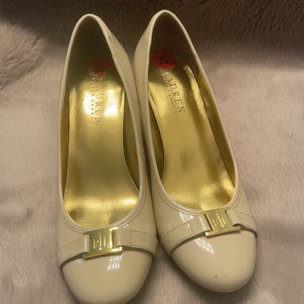 heel - Picture 4 of 5